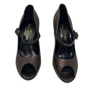 Valentino Garavani gold open toes Mary Janes heel shoes size 8.5